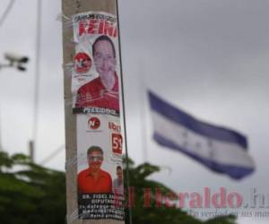 Las imágenes captaron propaganda política de candidatos del Partido Liberal y de Libre. Fotos: Johny Magallanes/EL HERALDO.