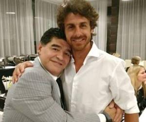 Los exfutbolistas Diego Maradona y Pablo Aimar estarán en el sorteo del Mundial sub 20 que se disputará en Corea (Foto: Redes)