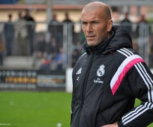 Zidane podría recalar como entrenador titular en la primera plantilla del Madrid.