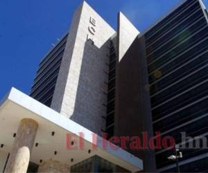 La alta burocracia del Banco Central de Honduras gana por arriba de los 200,000 lempiras, de los salarios más altos.