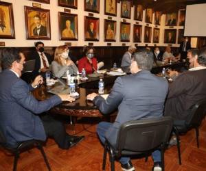 Al encuentro también se hicieron presentes los consejeros suplentes y en esta ocasión no los acompañaron líderes políticos. En el PN hay dudas y cuestionamientos. Foto: Twitter Congreso_HND