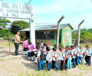 La relación de alumnos por cada docente es de 29 alumnos por cada maestro en el sistema público.
