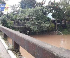 Los rescatistas solo han encontrado el cuerpo de la mujer.