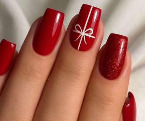 Las fiestas decembrinas llegan con nuevas propuestas en manicura, y la Navidad 2025 no es la excepción. ¿Cuáles son las tendencias?
