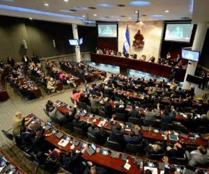 Con más de cien votos a favor y solo seis sufragios en contra se aprobó la enmienda con la que se restableció el Fondo Social Departamental en el Congreso Nacional.