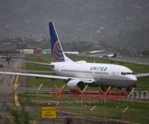 Los viajeros estadounidenses deben contactar a la aerolínea United Airlines para hacer los arreglos de vuelo. Foto: EL HERALDO.