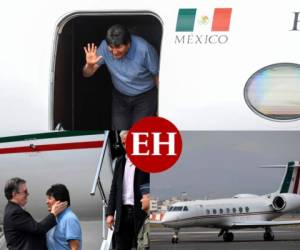 El expresidente boliviano Evo Morales llegó el martes a México, donde fue recibido por el canciller Marcelo Ebrard y una pequeña comitiva del gobierno mexiacano. Tras el aterrizaje, Morales ofreció unas palabras en las que aseguró que “mientras tenga vida' seguirá 'en política, seguiré en la lucha”. FOTOS: AFP.