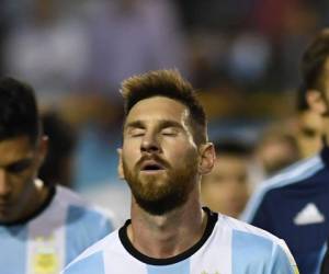 La cara de preocupación, impotencia y rabia que tenía Leo Messi al finalizar el juego ante Perú el pasado jueves en La Bombonera. (AFP)