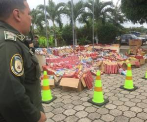 Decomisan más de medio millón de lempiras en pólvora en San Pedro Sula. (El Heraldo Honduras)