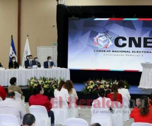 El CNE dio a conocer los movimientos que participarán en las primarias de 2021. Foto: Emilio Flores | EL HERALDO.