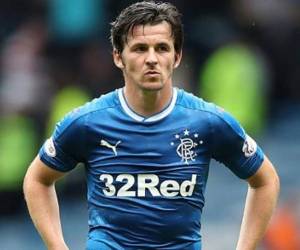 El centrocampista inglés del Glasgow Rangers Joey Barton.