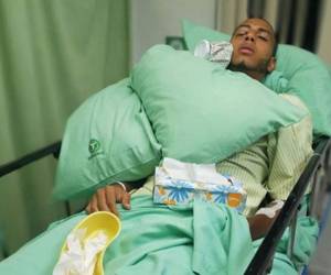 Eddie Hernández, delantero de Motagua al momento de su operación.