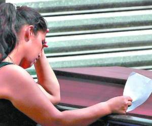 Parientes de las víctimas retiraron los cuerpos de la morgue.