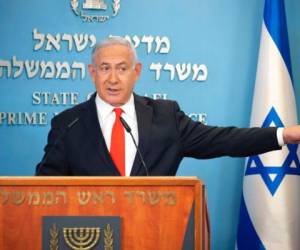 “Nuestro objetivo es frenar el aumento (de casos) y disminuir la mortalidad”, dijo Netanyahu en un discurso transmitido a nivel nacional. Foto: AP