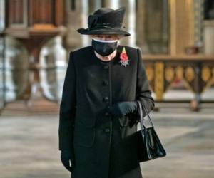 La reina Isabel II saludó a los centroamericanos y envió sus condolencias a quienes perdieron todo.