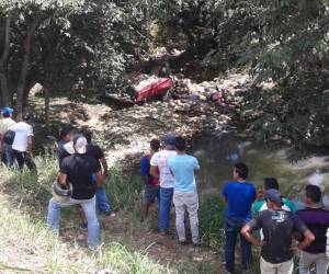 El accidente se registró a pocos metros de la Escuela Agrícola Panamericana El Zamorano. (Foto: Estalin Irías)