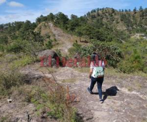 Muchos al escuchar el nombre de este lugar piensan en cosas diabólicas y se les eriza la piel. La Cueva del Diablo es una de las leyendas que aún vive en Talanga. Fotos Eduard Rodríguez