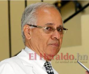 Renato Valenzuela es pediatra e infectólogo hondureño.