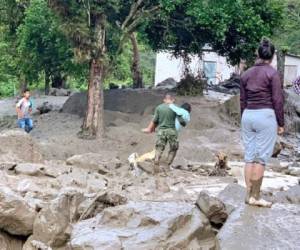El desastre natural ocurrió en la zona El Mono y que el desborde del río Amoyá destruyó cuatro viviendas, la escuela y parte de la iglesia. Foto: Cortesía.