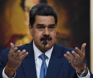 En esta foto de archivo tomada el 14 de febrero de 2020, el presidente de Venezuela, Nicolás Maduro, habla durante una conferencia de prensa con miembros de los medios extranjeros en el Palacio de Miraflores en Caracas.