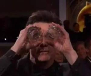 Jim Carrey causó revuelo en las redes sociales por su participación en la apertura de los Golden Globes 2019. Foto captura Twitter