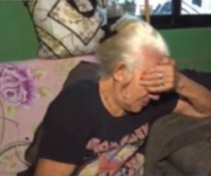 “Me pesa mucho”, “¡Ay, padre lindo!” y “A Dios le pido que me dé fuerzas”, fueron algunos de los lamentos que apenas logró pronunciar la madre de los dos hombres durante el velorio.