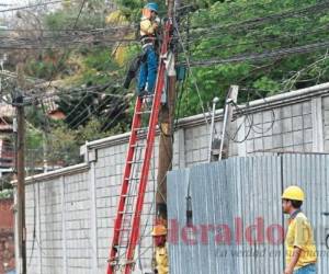 La mayoría de los casos de consumos promedio de energía se deben a las anomalías en los equipos de medición de los usuarios de la ENEE. Foto: EL HERALDO