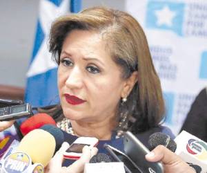 Gladis Aurora López, presidenta del CCPN, asegura que nunca ha visto cheques del IHSS.
