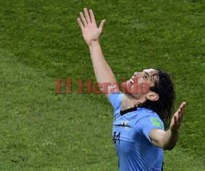 Edison Cavani podría perderse el duelo ante Francia por una lesión. Foto:AFP