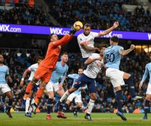 Los 'Citizens' suman 12 victorias en el campeonato inglés, y con 38 puntos de 42 posibles lideran la tabla con cinco unidades más que el Liverpool. (Foto: AFP)