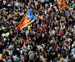 El pueblo de Cataluña se encuentra en un proceso democrático en medio de una crisis. (Foto: AFP)