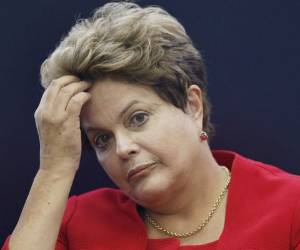 La mandataria insiste en que es 'inocente' y denuncia ser víctima de un 'golpe de estado' orquestado por Temer (Foto: Redes)