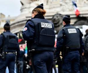 El cuerpo decapitado y la cabeza de la víctima fueron descubiertos el domingo en un departamento de Tarascon. La policía investiga el caso. FOTO: AFP