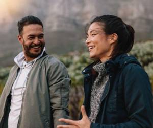 Ser amigos luego de una relación es una decisión que pocas parejas toman, según expertos.