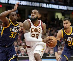 James ha jugado a un nivel excelso durante la temporada. Y pese a la cercanía de la fecha en que cumplirá 33 años, no parece resentir la edad. Foto: AP