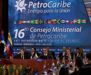 Si Honduras salda deuda con Petrocaribe, los fondos regresarán al país en obras sociales, aseguró Manuel Zelaya el pasado lunes.