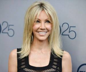 La exestrella de 'Melrose Place' también fue arrestada por tres cargos menores de violencia contra un agente del orden.