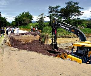 Entre los proyectos a investigar se encuentran la construcción de carreteras. (Fotos: EL HERALDO)