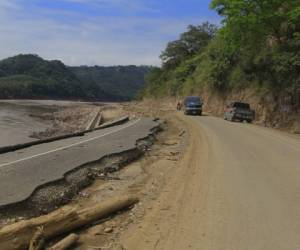 Los huracanes Eta y Iota afectaron decenas de puentes y destruyeron centenares de kilómetros de carreteras en varias zonas del país, principalmente en la región noroccidental.