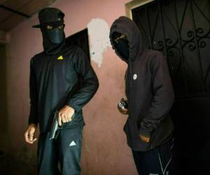 Disparar un arma de fuego se ha convertido en un lujo. Las balas son caras, un dólar cada una. Foto: Agencia AP