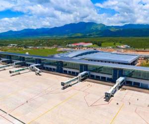 El aeropuerto Palmerola fue inaugurado en octubre de 2021 bajo la administración de Juan Orlando Hernández. EL HERALDO y el gobierno informaron que el Estado puso el 66% de la inversión.