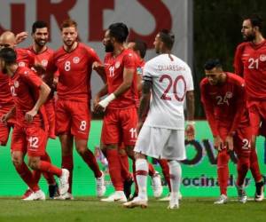 Tras la dolorosa derrota ante Holanda en el último amistoso de marzo (3-0), Portugual quería resarcirse ante los tunecinos para encarar con confianza la preparación mundialista. (Foto: AFP)