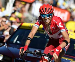 Ilnur Zakarin en la carrera de la 17 etapa del Tour de France.