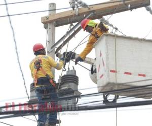 A partir del lunes 1 de julio, EEH aplicará las nuevas tarifas emitidas por la CREE a nivel nacional. Foto: EL HERALDO