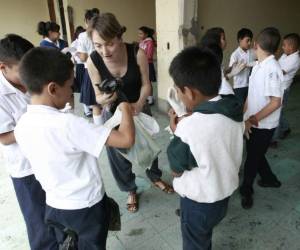 Los niños participaron en un taller de concienciación y sensibilización sobre el Plan Maestro del Centro Histórico de la capital, impartido por miembros de la Universidad de Sevilla, España. Foto: Alejandro Amador/El Heraldo