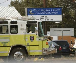 La masacre que dejó 26 personas muertas en Texas, según versiones preliminares, pudo ser provocada por problemas familiares. Foto AFP