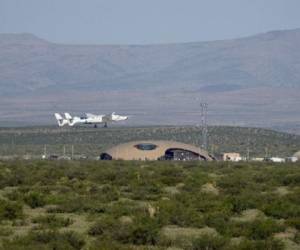 Entre el despegue y el aterrizaje en la base en Nuevo México la aeronave se tardó apenas 1:05 horas para avistar el espacio. Foto: AFP.
