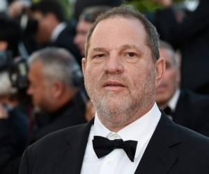 El jueves, Weinstein se había disculpado públicamente y anunciado que se tomaba una licencia. Foto: AFP