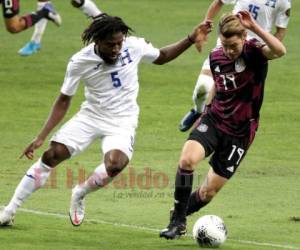 Honduras no pudo ante México y pierde la final del certamen. Foto: AFP