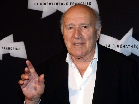 El actor francés Michel Piccoli posa durante el photocall de 'Habemus Papam' presentado en competencia en el 64º Festival de Cine de Cannes en Cannes. Michel Piccoli, uno de los actores franceses más originales y versátiles del último medio siglo, murió a los 94 años, dijo su familia. Foto: agencia AFP.